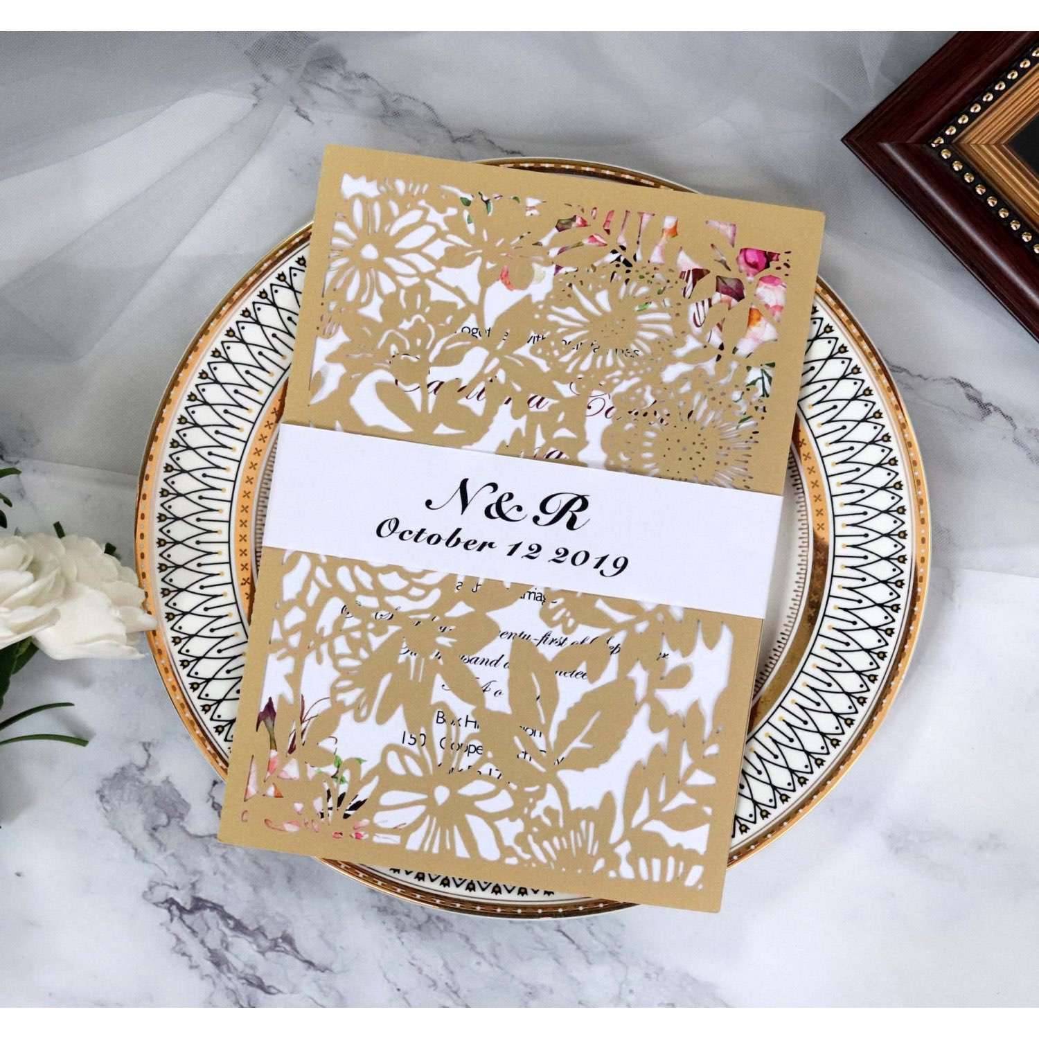Red Invitation Wedding  Supplies Laser Cut Rose Marriage Invitation